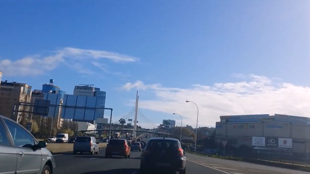 Prespectiva da avenida da Vedra despois da incorporaci&oacute;n da avenida de San Cristovo que a une co poll&iacute;gono de Agrela