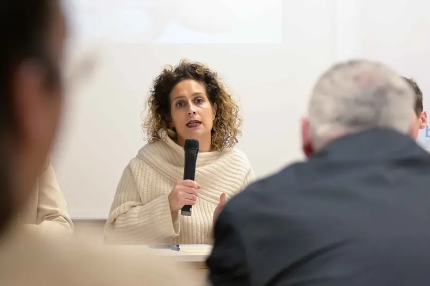 Avia Veira F&iacute;o Directo Vivenda, 12 de decembro de 2024.
