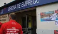 Cada día, no mes de outubro, 10 persoas foron ao paro, lacra que volve afectar máis ás mulleres