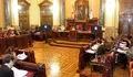 O Sr. Negreira négase a adoptar medidas contra @s imputados do "Pokemon" e négase a cesar a Flores