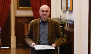 Jorquera, durante o acto de sinatura do acordo dos orzamentos do Concello para 2026