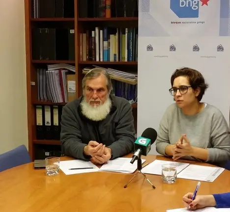 Momento da rolda de prensa na que presentabamos as nosas propostas de emenda para investimentos na Coru&ntilde;a