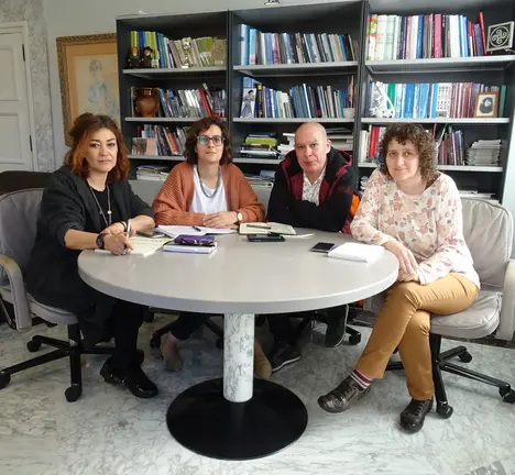 Momento da reuni&oacute;n traballo para lle facer seguimento aos proxectos de colaboraci&oacute;n entre o Concello e a Deputaci&oacute;n