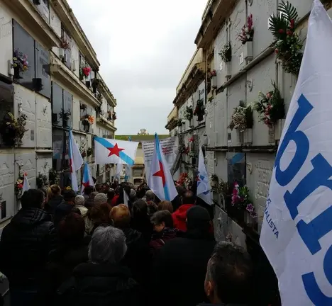 Acto de homenaxe a Moncho Valcarce no 25 aniversario do seu pasamento