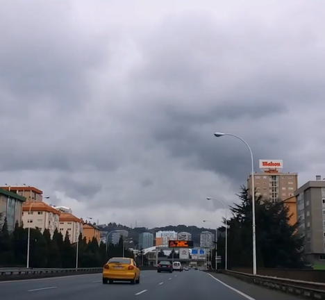 Imaxe da avenida da Vedra &aacute; altura da fonte das Paxari&ntilde;as