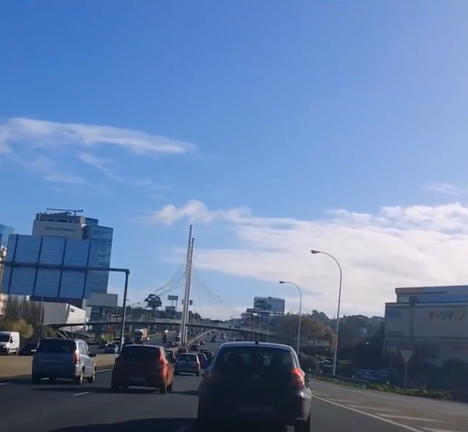 Prespectiva da avenida da Vedra despois da incorporaci&oacute;n da avenida de San Cristovo que a une co poll&iacute;gono de Agrela