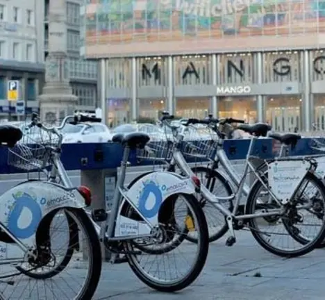 Punto de recollida de Bicicoru&ntilde;a nos Cant&oacute;ns