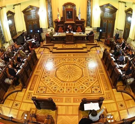 Vista panor&aacute;mica dunha sesi&oacute;n do Pleno do Concello da Coru&ntilde;a