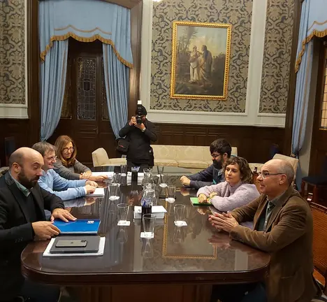 reuni&oacute;n co PSOE orzamentos (2)