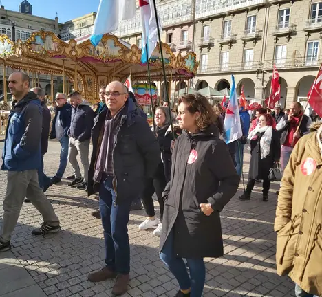 Jorquera e Avia na concentraci&oacute;n de traballadores de Albada en Mar&iacute;a Pita, 29 de novembro de 2019.