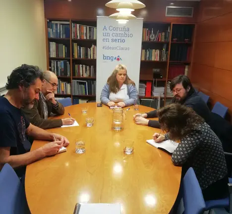 Encontro con Plataforma Veci&ntilde;al F&aacute;brica de Armas