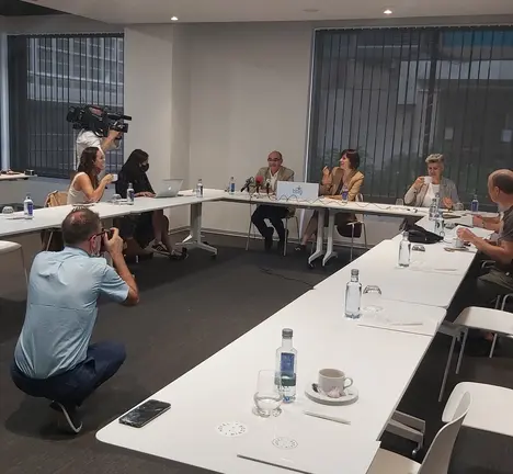 Almorzo informativo con Ana Pont&oacute;n, Mercedes Queixas e Francisco Jorquera. 18 de setembro.