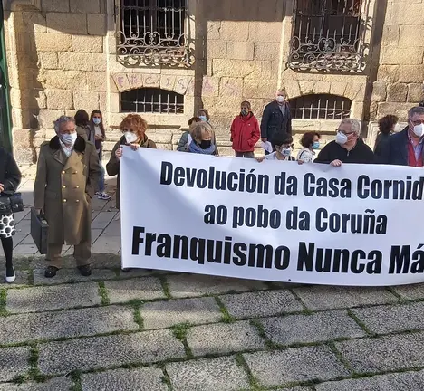 Marcha C&iacute;vica Casa Cornide. 7 de novembro de 2020.