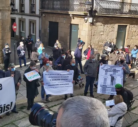 Marcha C&iacute;vica Casa Cornide. 7 de novembro de 2020.