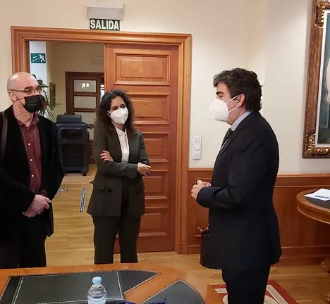 Avia Veira e Jorquera con Mart&iacute;n Fern&aacute;ndez Prado