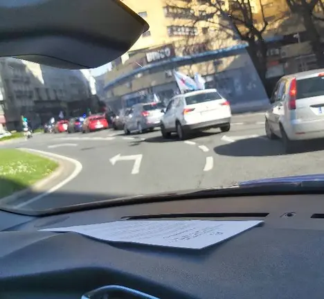 Caravana automobil&iacute;stica contra as abusivas peaxes da AP9.