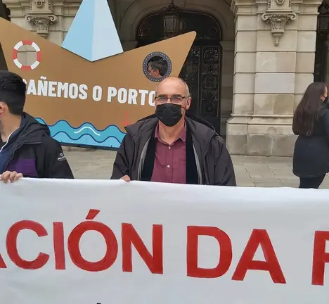 Fran Rei e Francisco Jorquera na concentraci&oacute;n de Defensa do Com&uacute;n 5 de maio de 2021.
