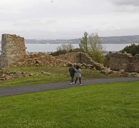 Castelo Eir&iacute;s