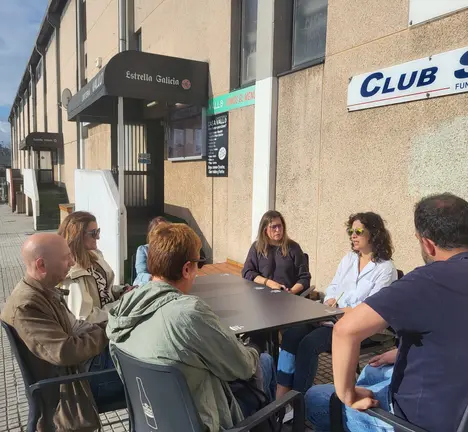 Avia Veira con traballadoras do pol&iacute;gono de Agrela. Tema mobilidade. Setembro de 2023.