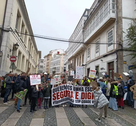 Manifestaci&oacute;n CEIP Cidade Vella II