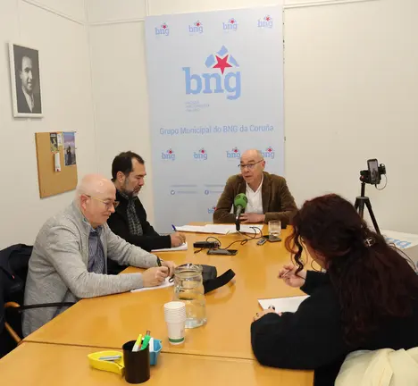 Conferencia de prensa Jorquera 13 de febreiro, avaliaci&oacute;n do Pleno do 12F e do espect&aacute;culo bochornoso ofrecido por PP e PSOE.