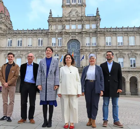 Foto de grupo en Mar&iacute;a Pita
