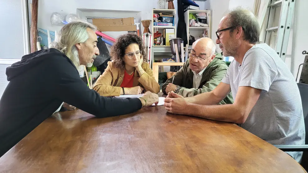 Encontro coa veci&ntilde;anza das Xubias