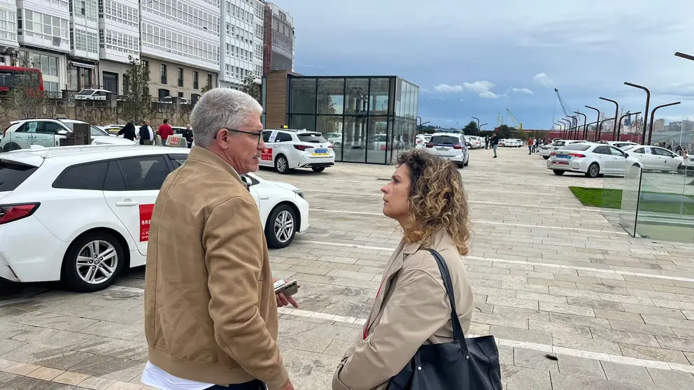 Avia Veira protesta taxistas fronte &aacute; competencia desleal dos VTC. 13 de novembro de 2025.