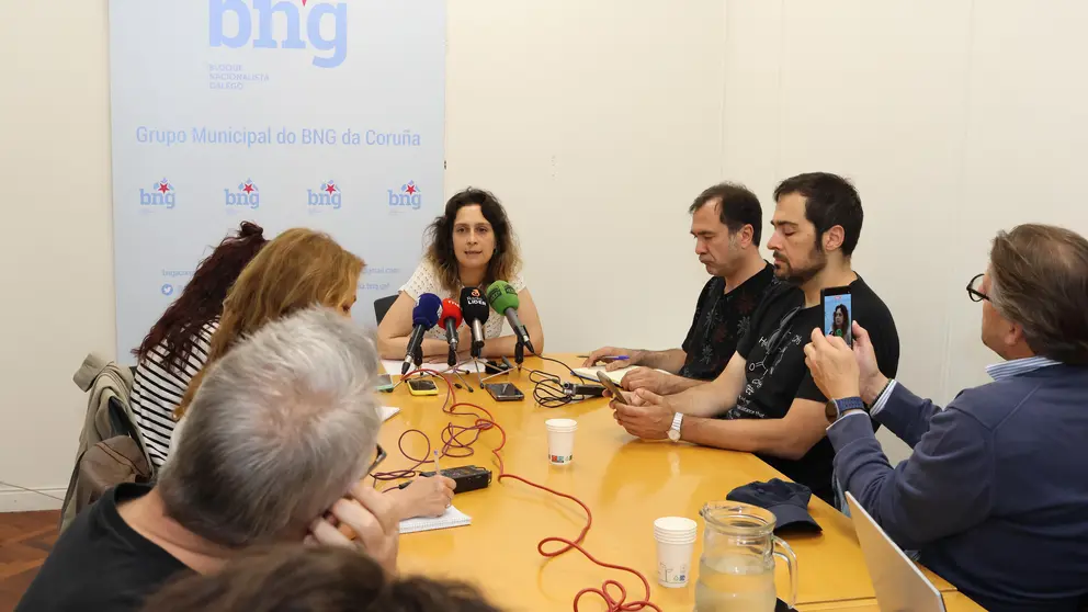 Conferencia de prensa de Avia Veira sobre a &Aacute;rea Metropolitana