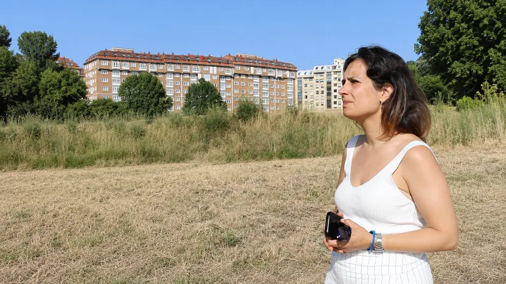 Avia Veira, nun dos soares do Concello nos Rosais, a anunciar que o BNG nunca vai apoiar a transferencia de edificabilidade desde As Percebeiras.