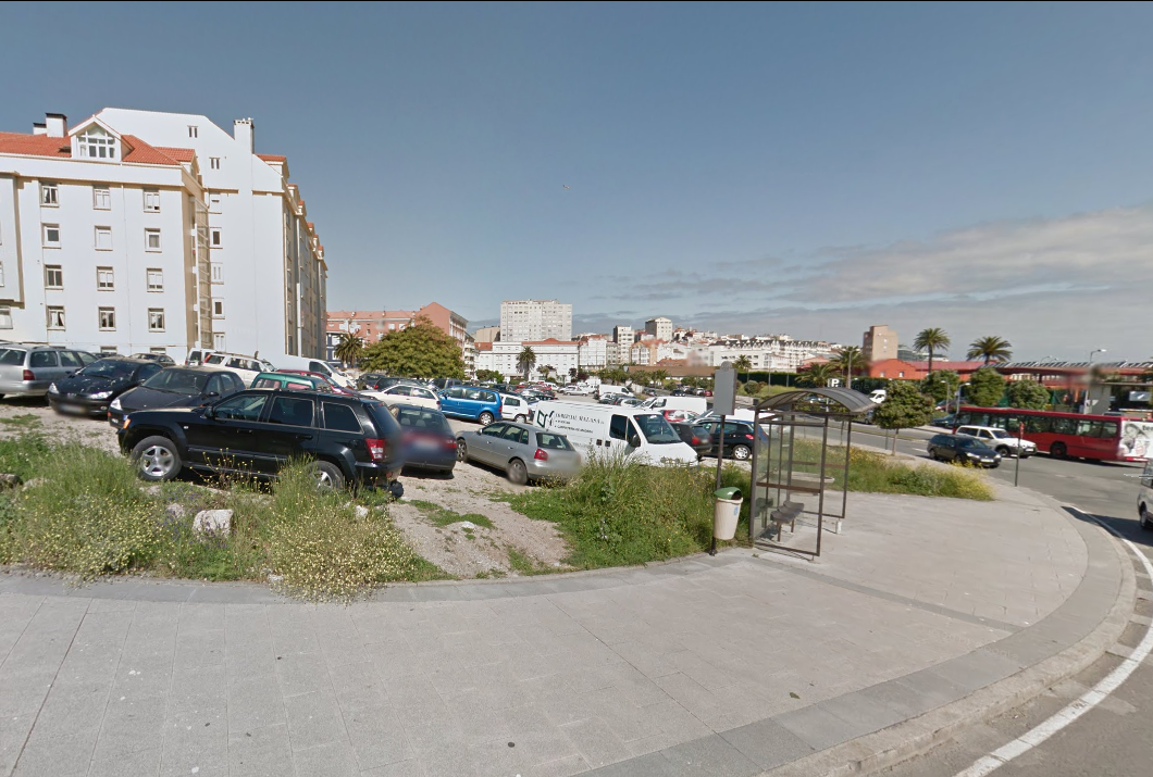 Terreos da Maestranza antes do seu valado polo Ministerio de Defensa
