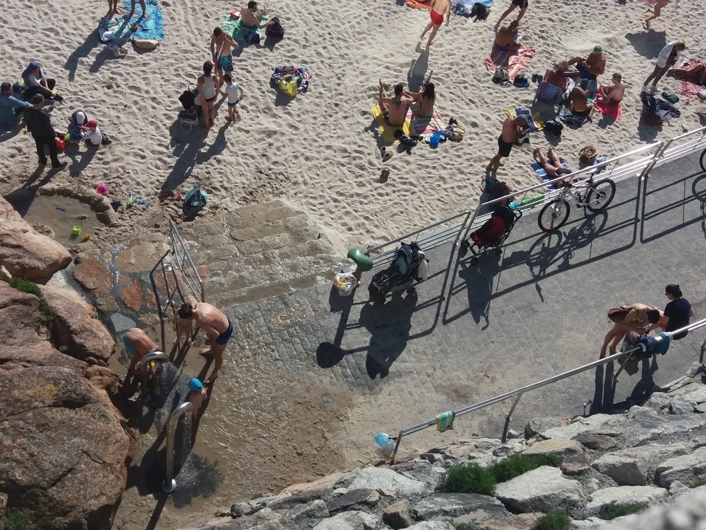 Acceso á praia do Matadoiro