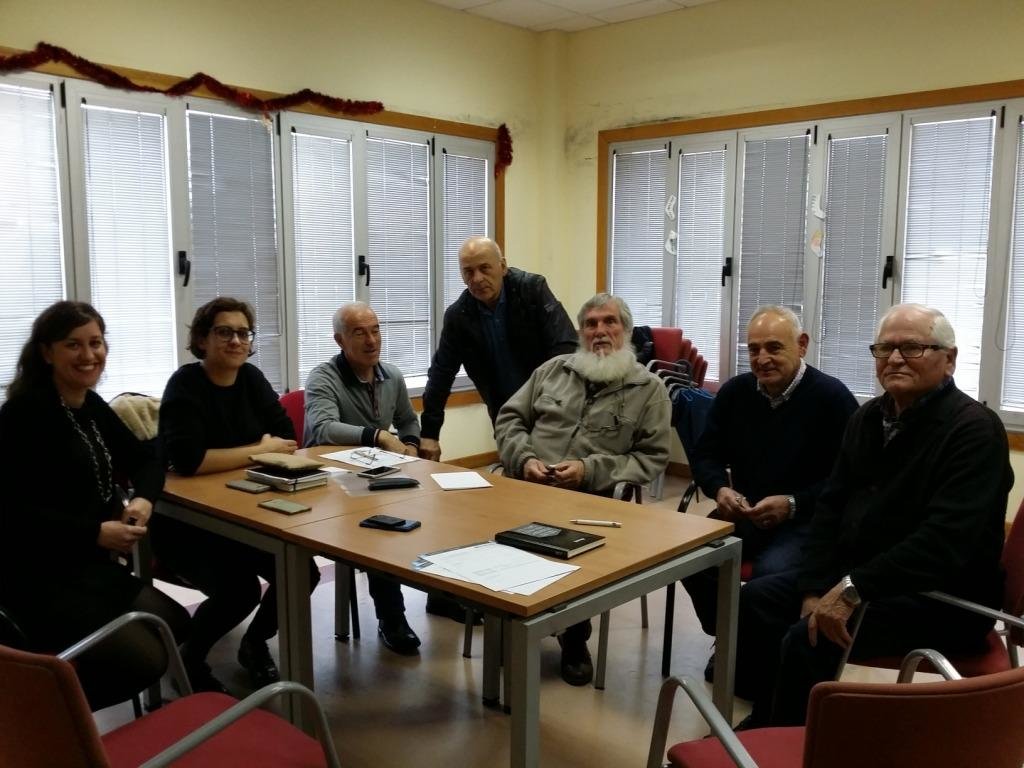 Mini Rivas e Avia Veira na reunión coas directivas das asociacións veciñais de Novo Mesoiro e Feans