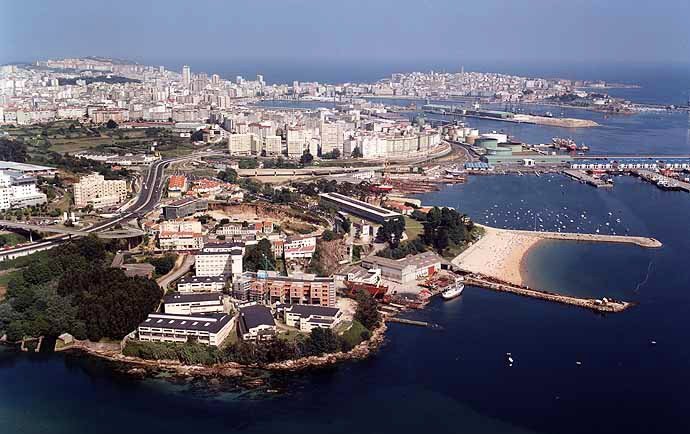 Barrios de Oza e as Xubias coa praia de Lazareto