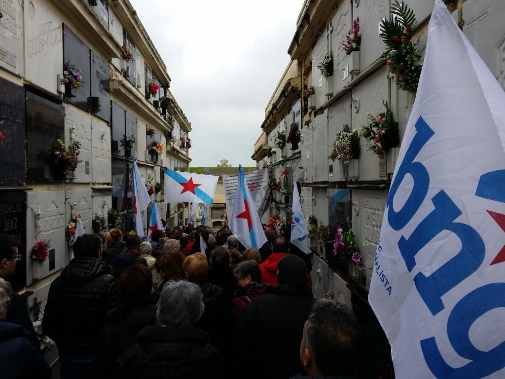 Acto de homenaxe a Moncho Valcarce no 25 aniversario do seu pasamento