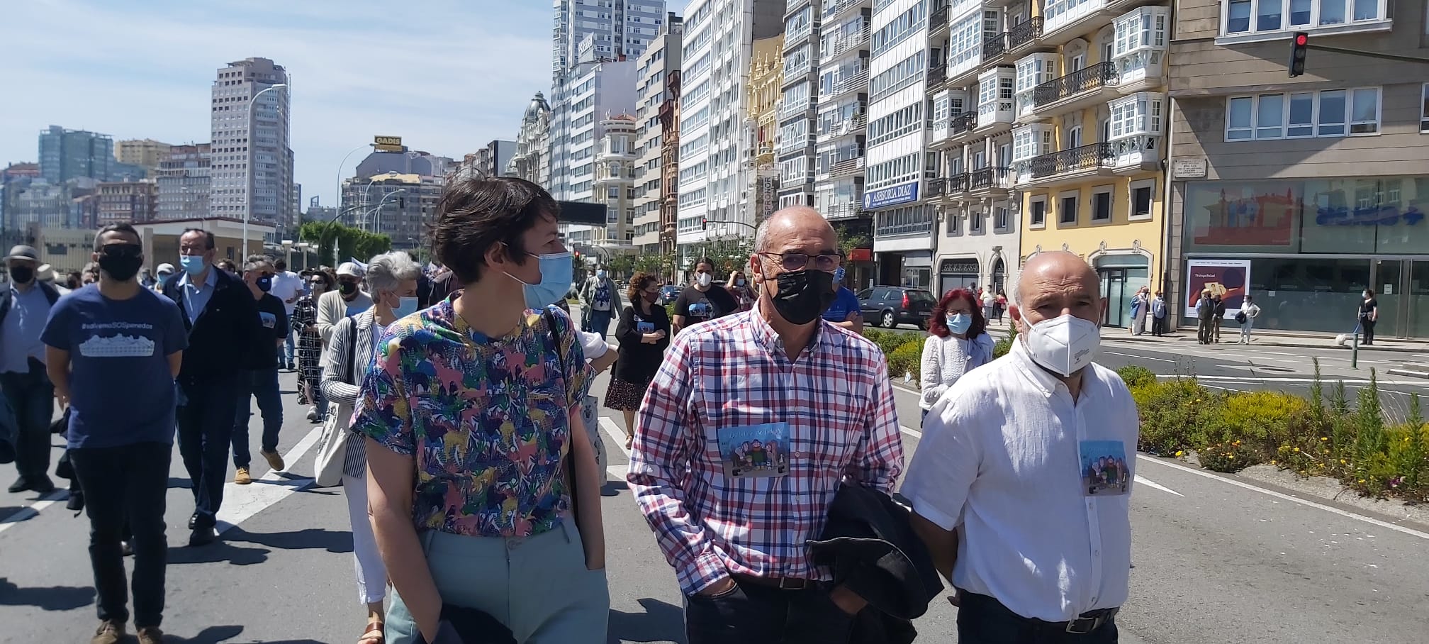 Ana Pontón, Francisco Jorquera e Néstor Rego. Manifestación A Coruña non se vende. 30 de maio de 2021.