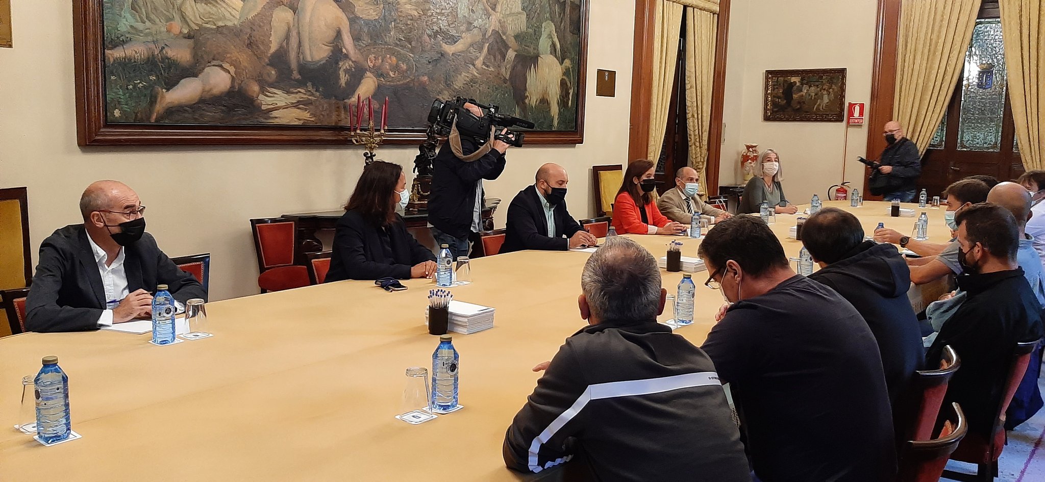 Encontro co comité de empresa de Alu Ibérica