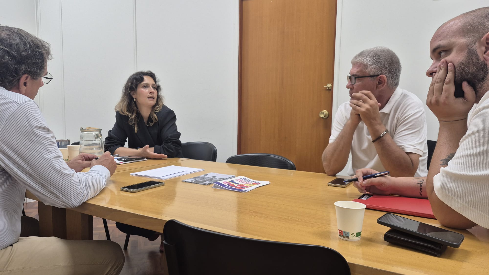 Avia Veira, coas asociacións do taxi da Coruña